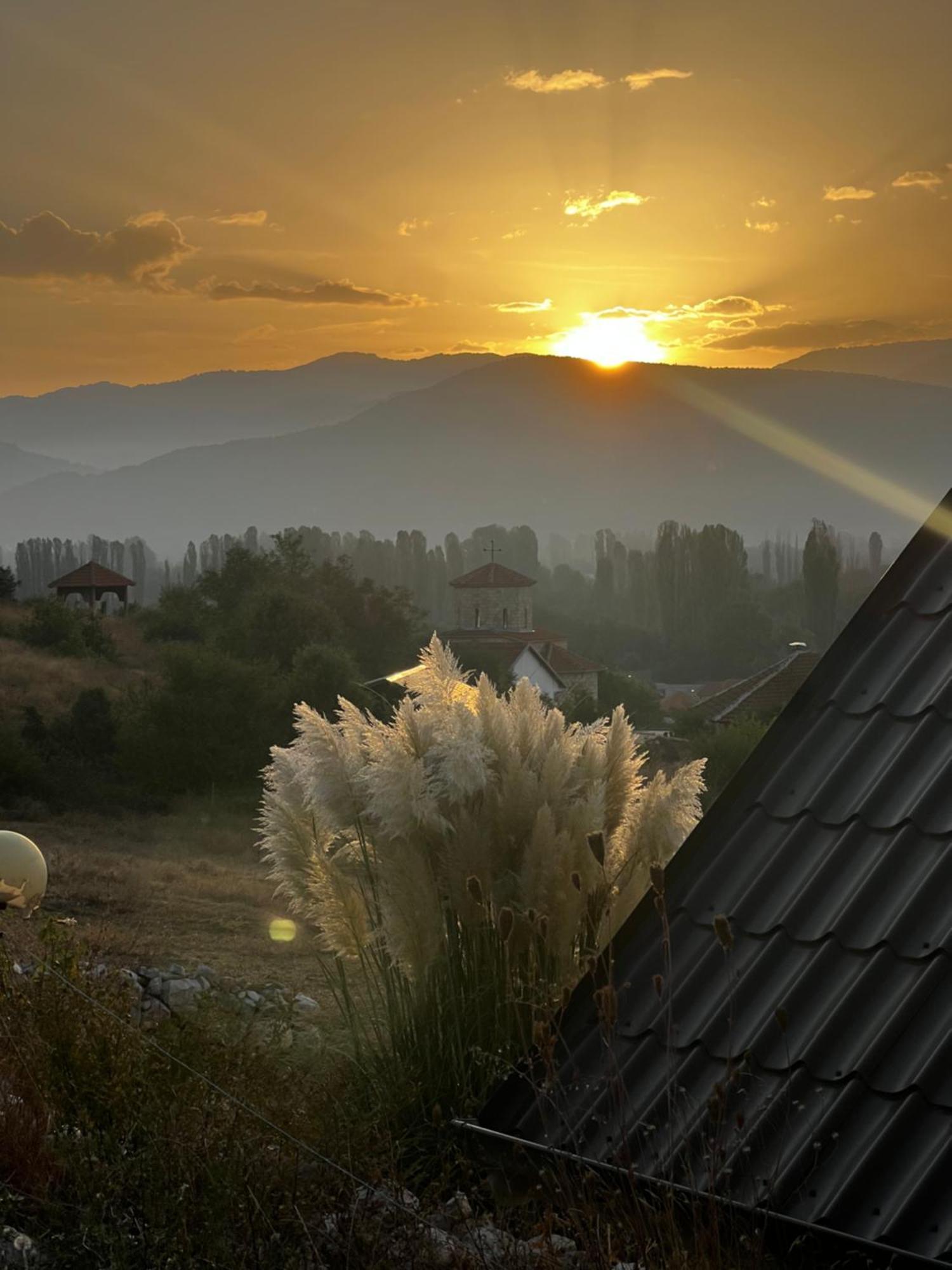 Hotel Praga Gorno Lakocerej المظهر الخارجي الصورة